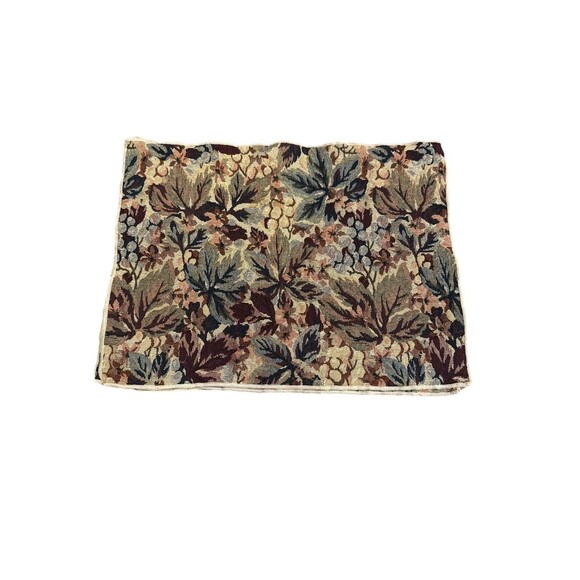 Regal Home Set of 4 Tuscan Grapes & Leaves Linen Blend Tapestry Placemats - Picture 1 of 4